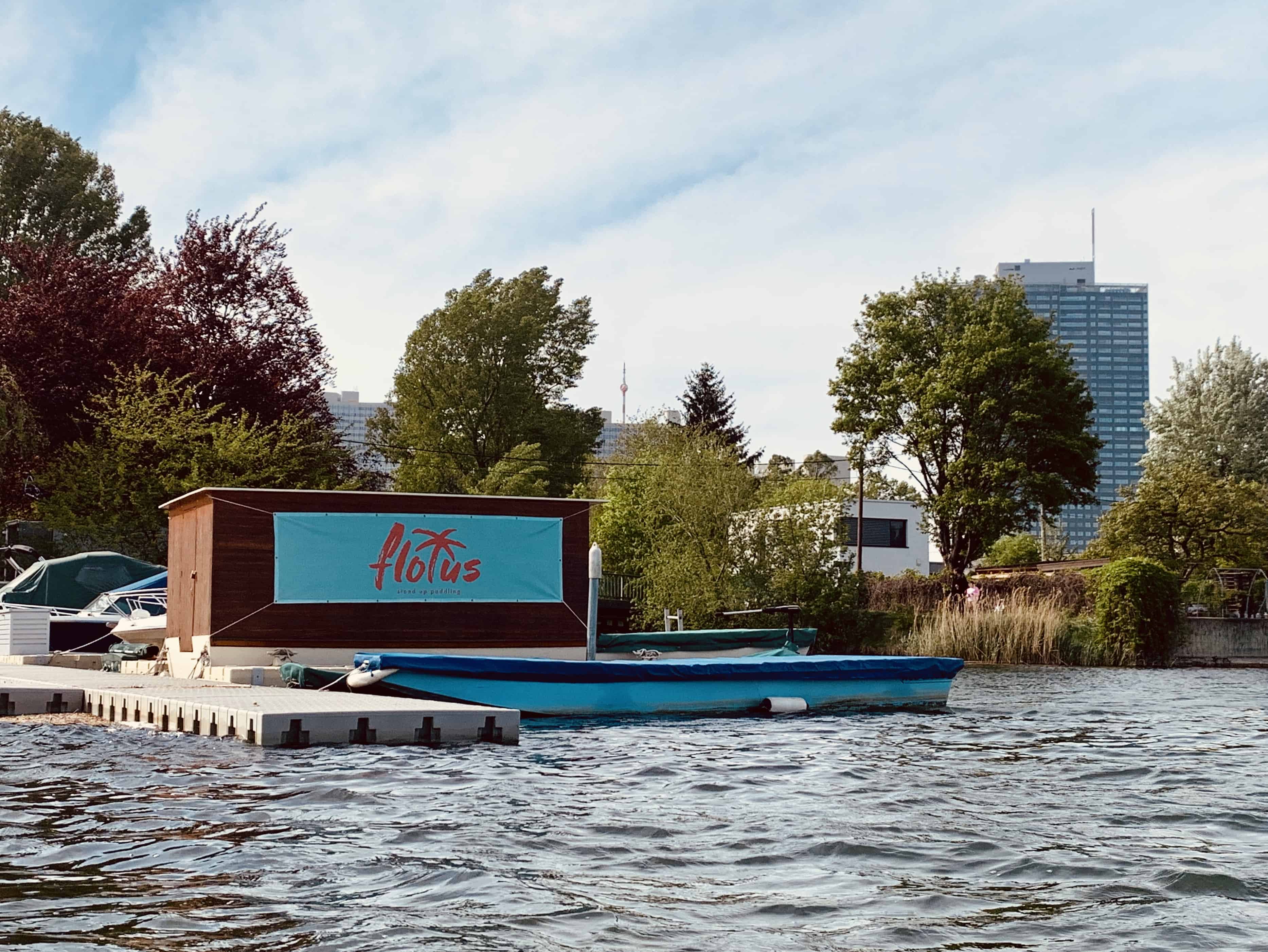 Das Flotus an der alten Donau / SUP, Kajak Verleih