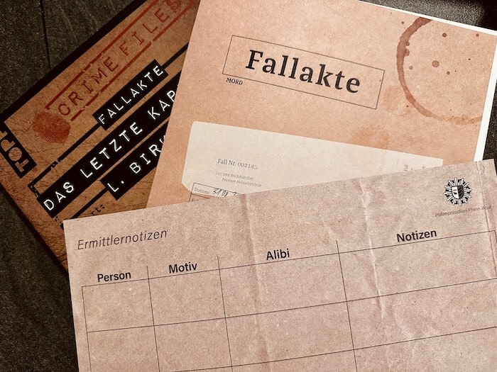 Unterlagen zum Spiel Crime Files Fallakte.